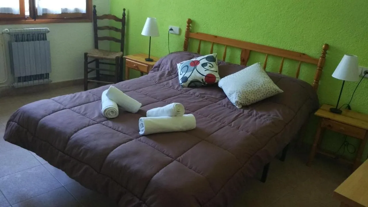 Hostal Pas De La Pera Aransa 3*,