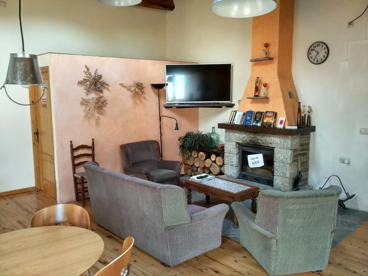 Hostal Pas De La Pera Aransa Guest house